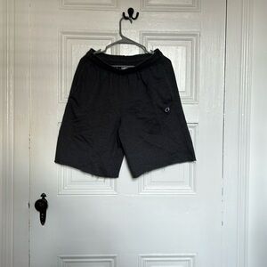Men’s Gray Champion shorts Size L